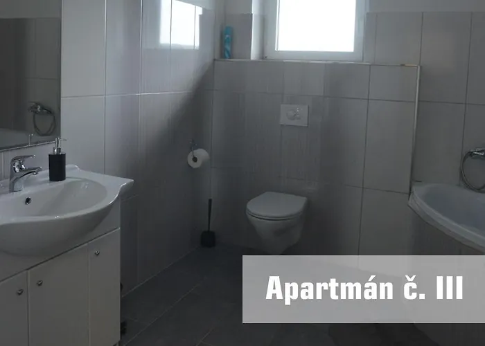 U Koupaliste Apartment *